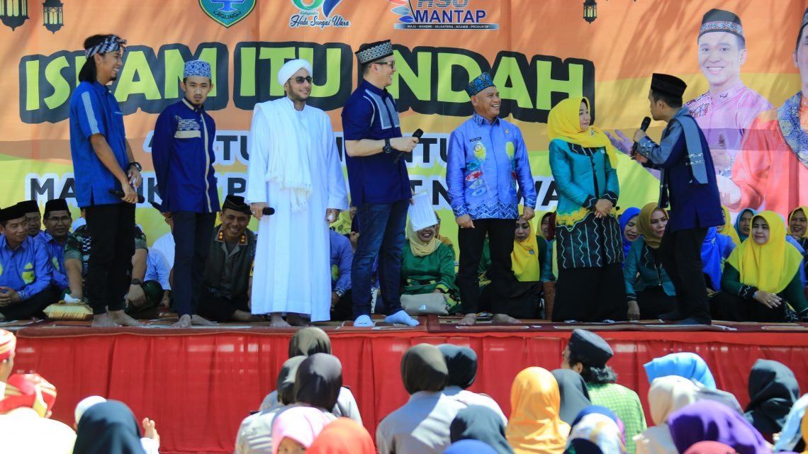 Ustadz Nur Maulana Meriahkan Hari Jadi Kabupaten Hulu Sungai Utara ke-67
