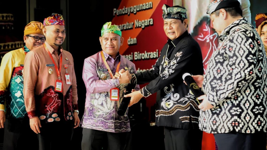 SAKIP Award 2019, Pemkab HSU Pertahankan Predikat B